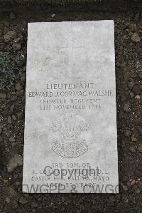 Boulogne Eastern Cemetery - Cormac Walshe, Edward Joseph